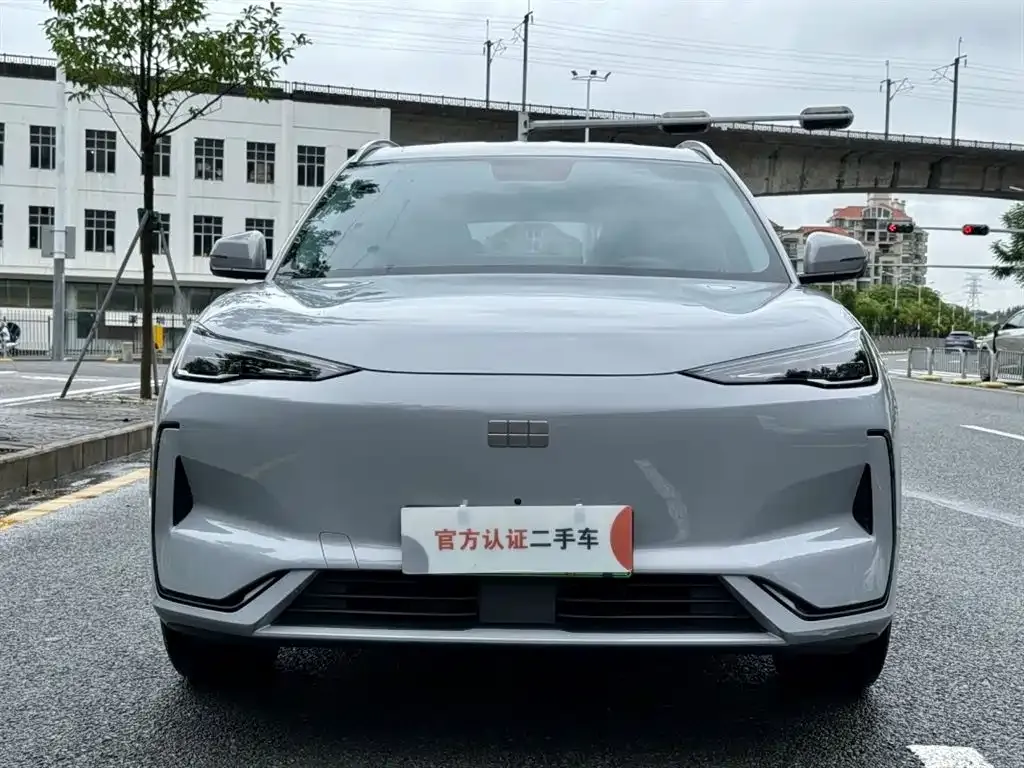 Geely Galaxy E5