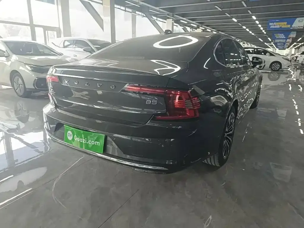 Volvo S90 — фото 10