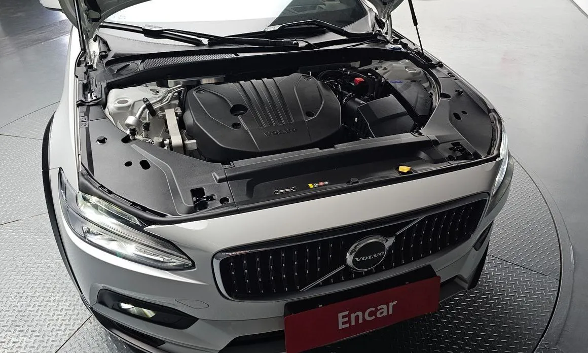 Volvo V90 2023 из KR, фото 8