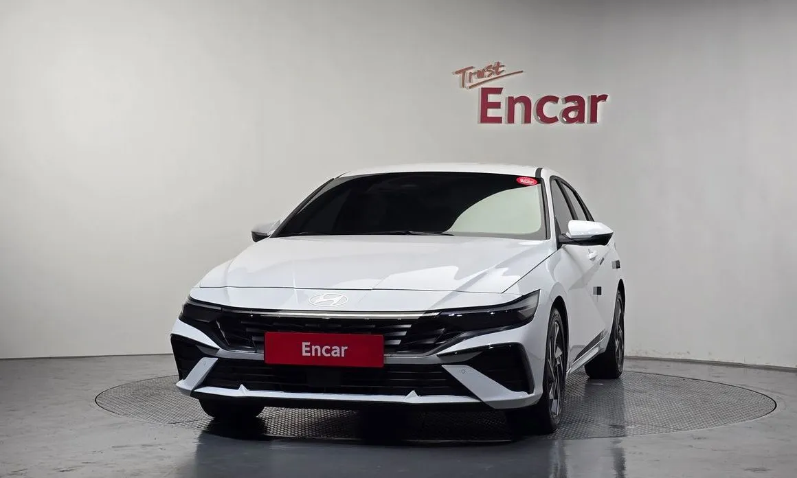 Hyundai AVANTE 2024 из KR, фото 2