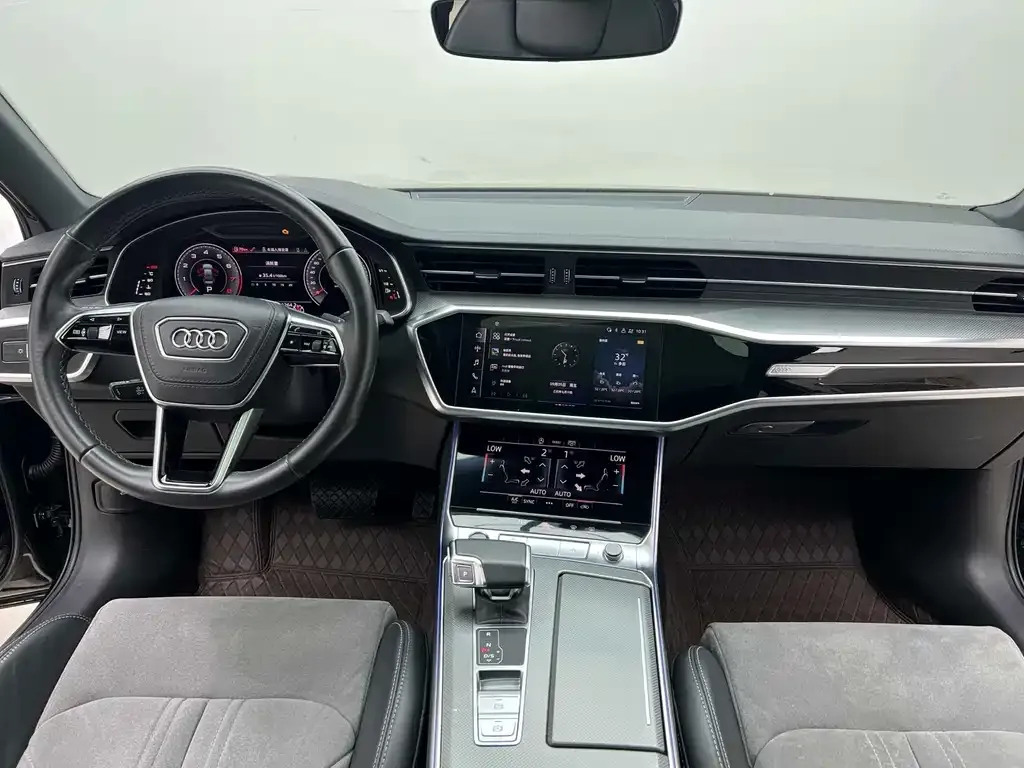 Audi A6L — фото 10