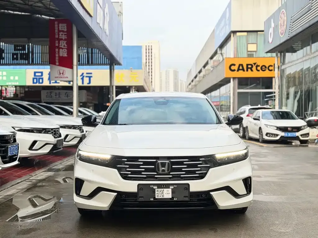 Honda Accord — фото 6