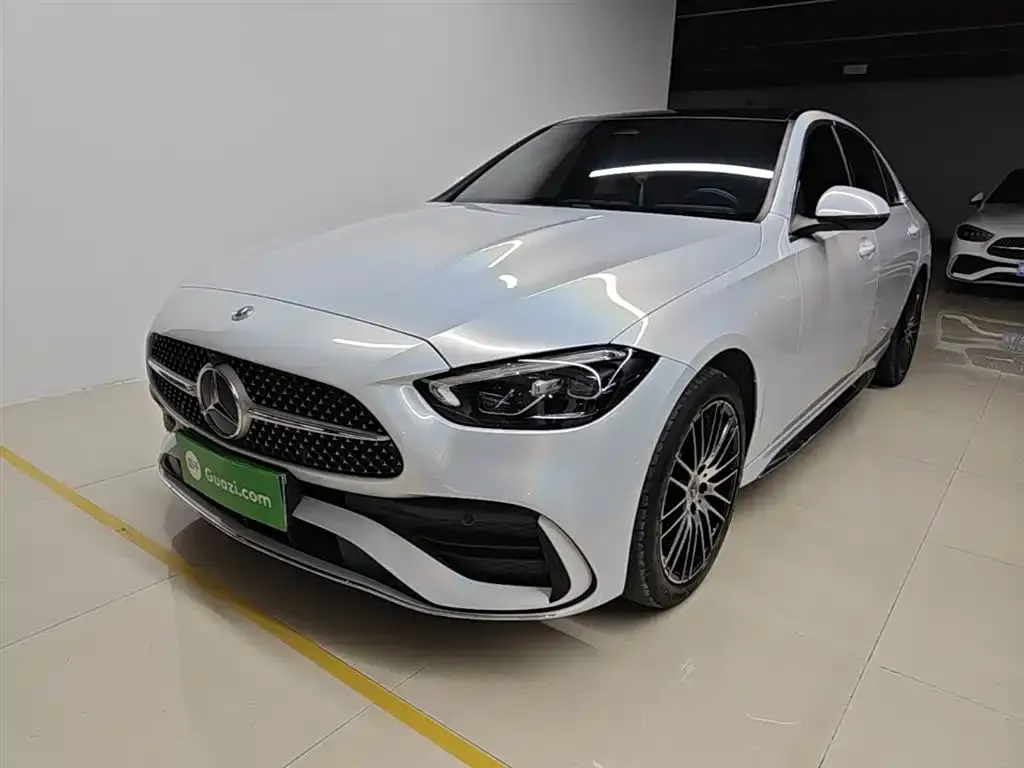 Mercedes-Benz C-Class — фото 1