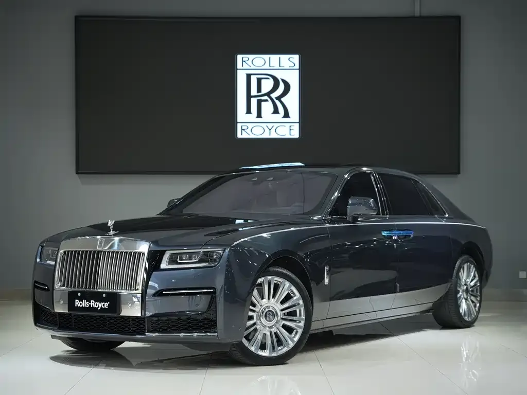 Rolls-Royce Ghost — фото 1