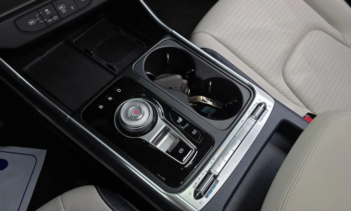 Kia Carnival 2024 из KR, фото 4
