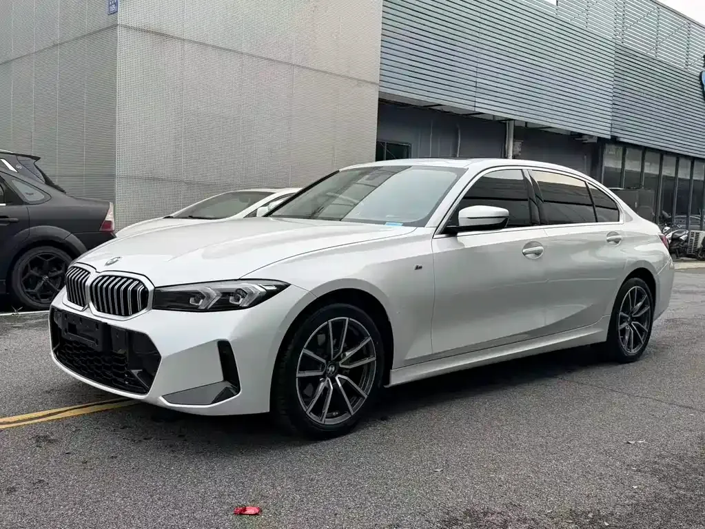 BMW 3 Series — фото 1