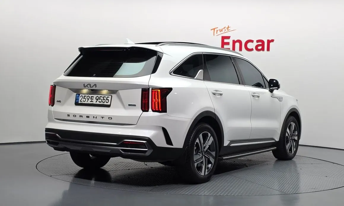 Kia Sorento — фото 10