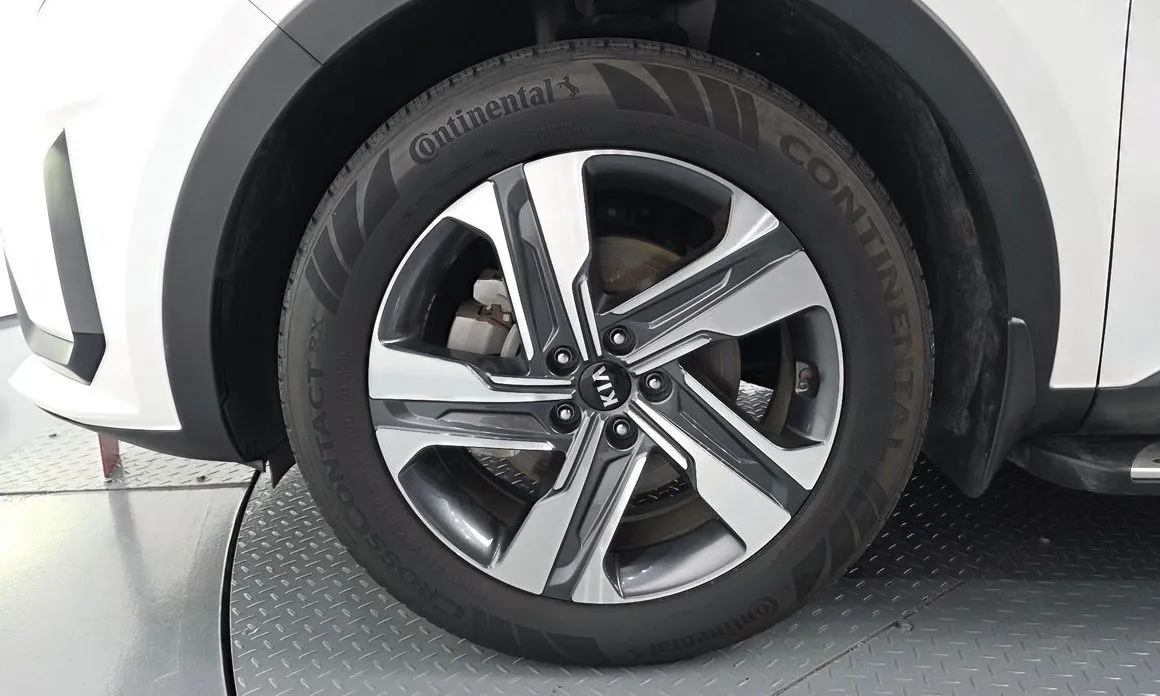 Kia Sorento — фото 4