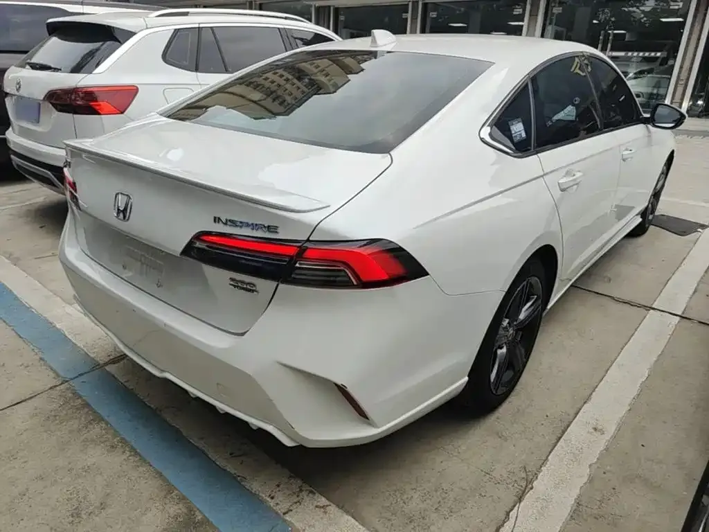 Honda Inspire 2023 из CN, фото 7