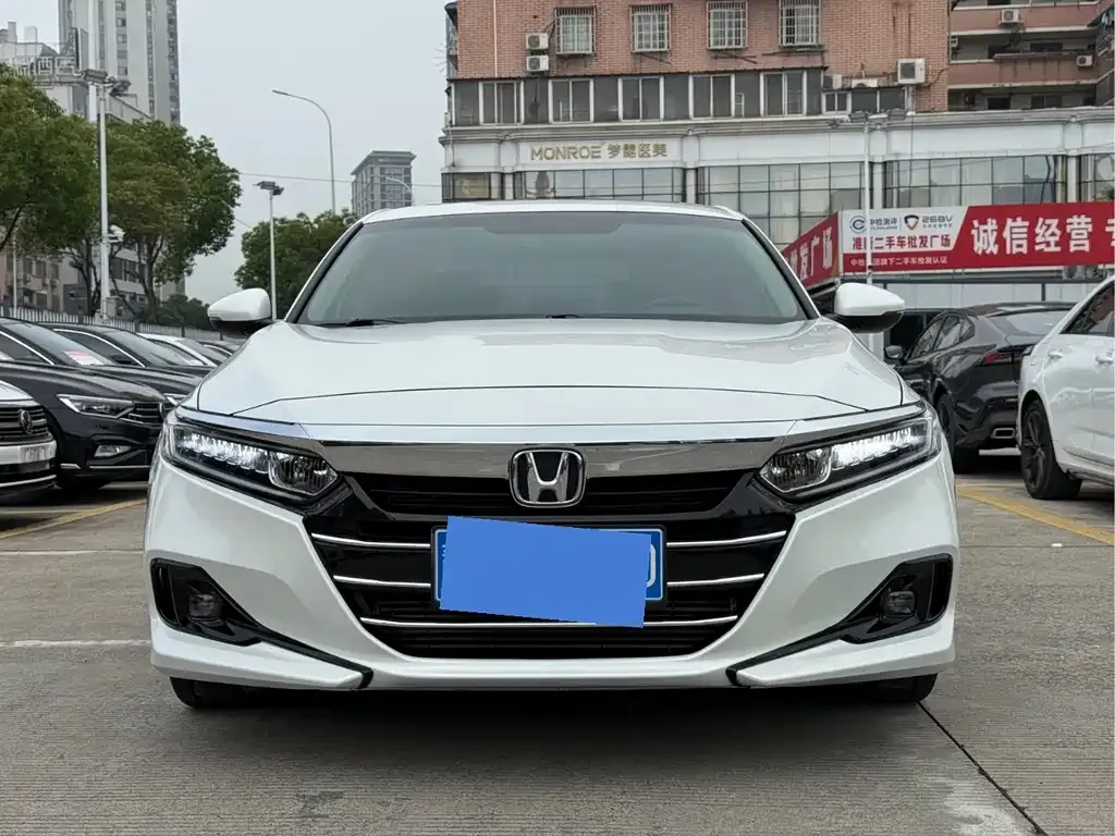 Honda Accord 2023 из CN, фото 5