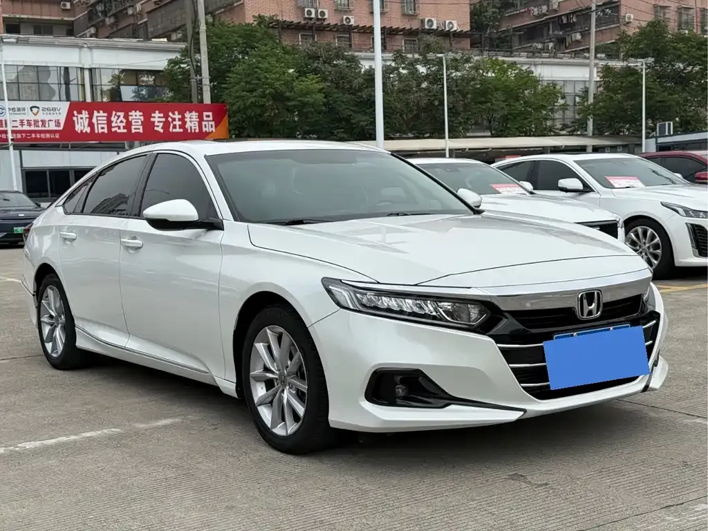 Honda Accord 2023 из CN, фото 2