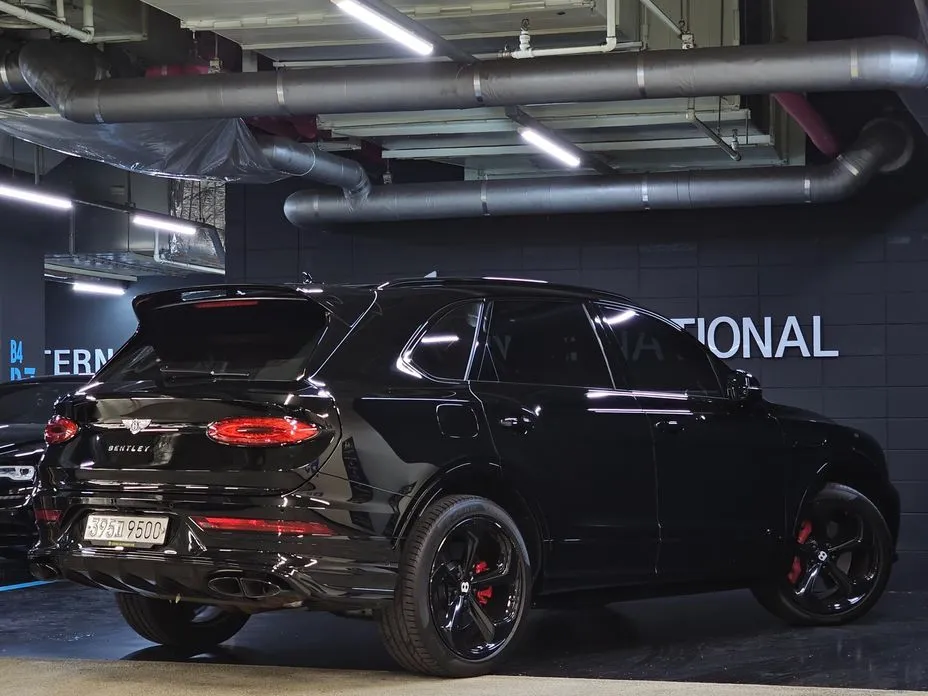 Bentley Bentayga 2022 из KR, фото 2