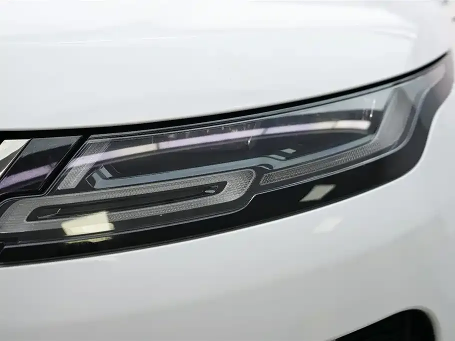 Land Rover Evoque — фото 4
