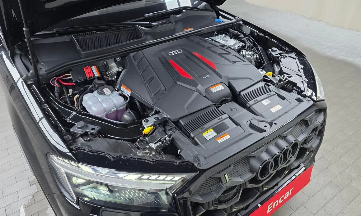 Audi SQ7 2026 из KR, фото 9