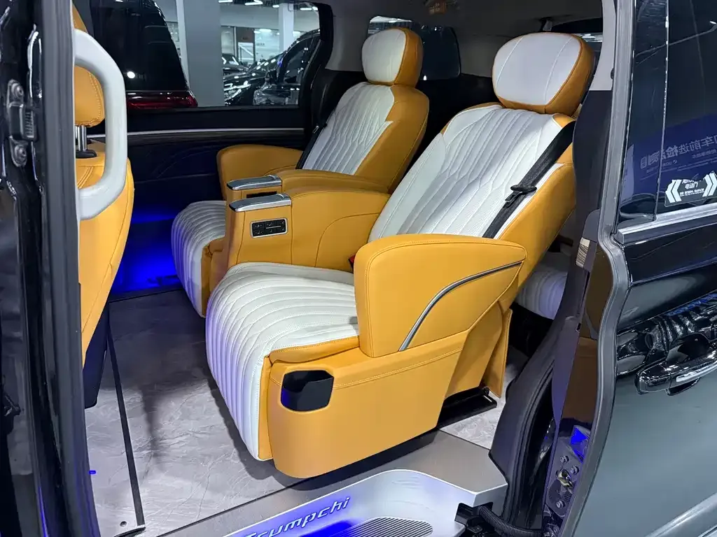 GAC Motor Trumpchi M8 — фото 10