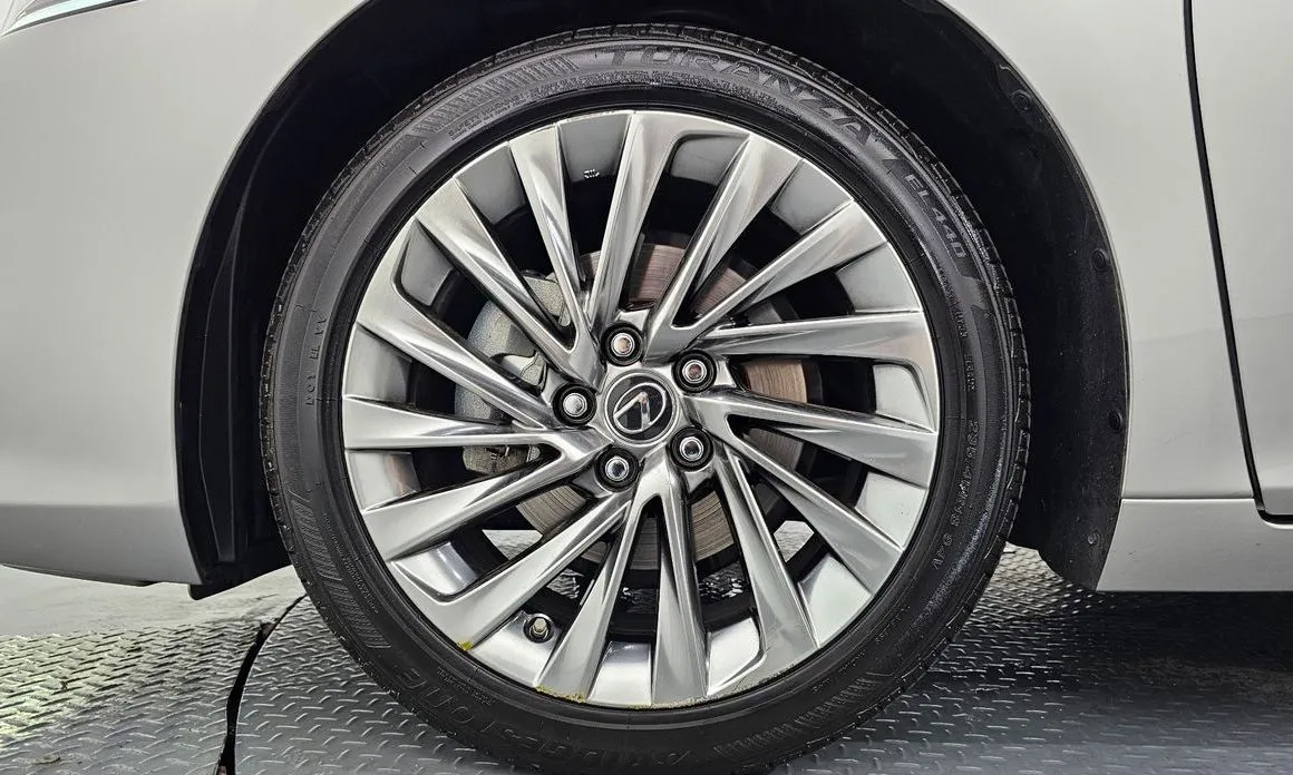 Lexus ES 2024 из KR, фото 9