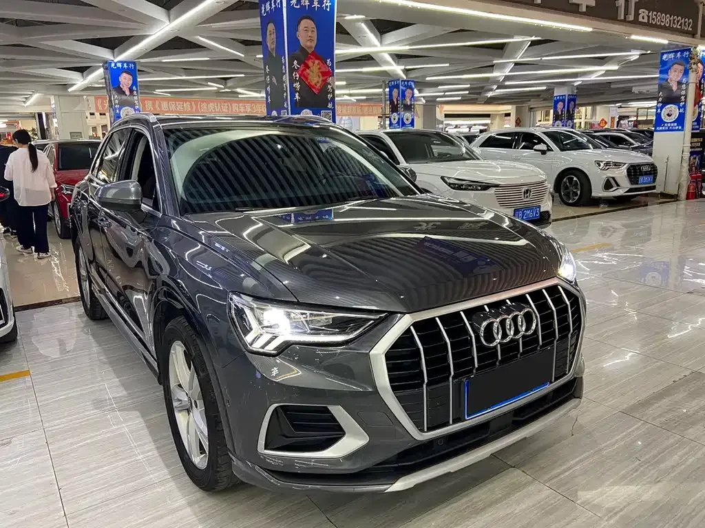 Audi Q3 — фото 8
