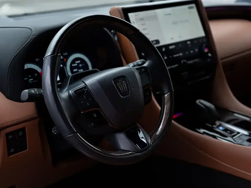 Toyota Vellfire — фото 4