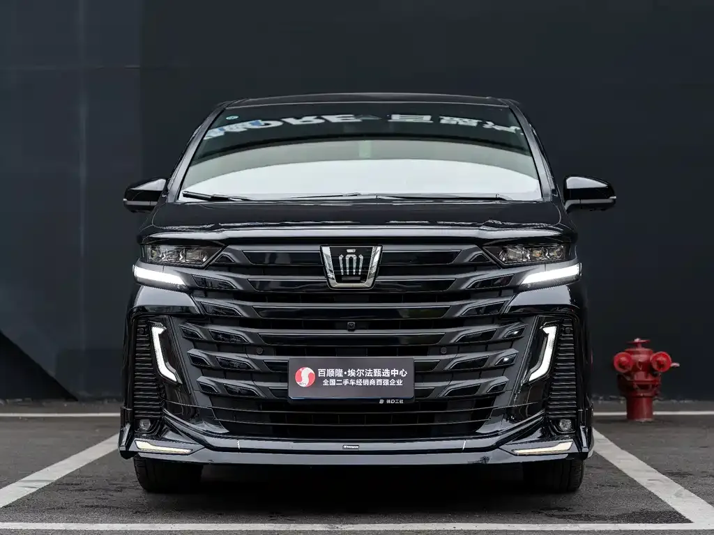 Toyota Vellfire — фото 6