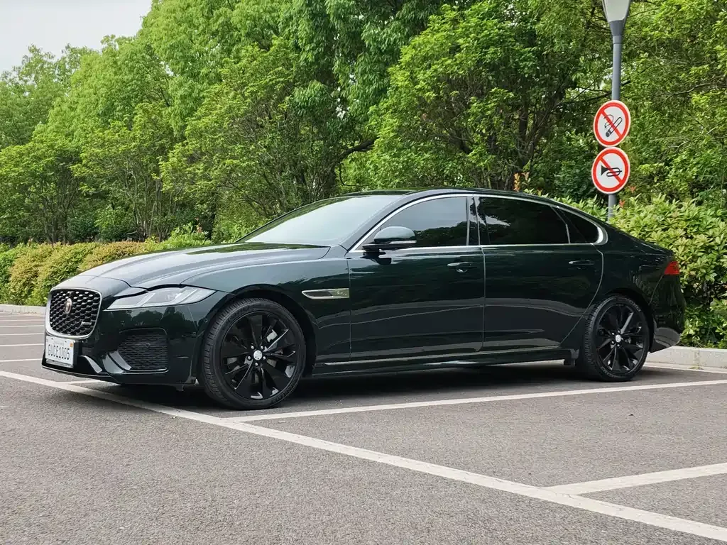 Jaguar XFL — фото 1