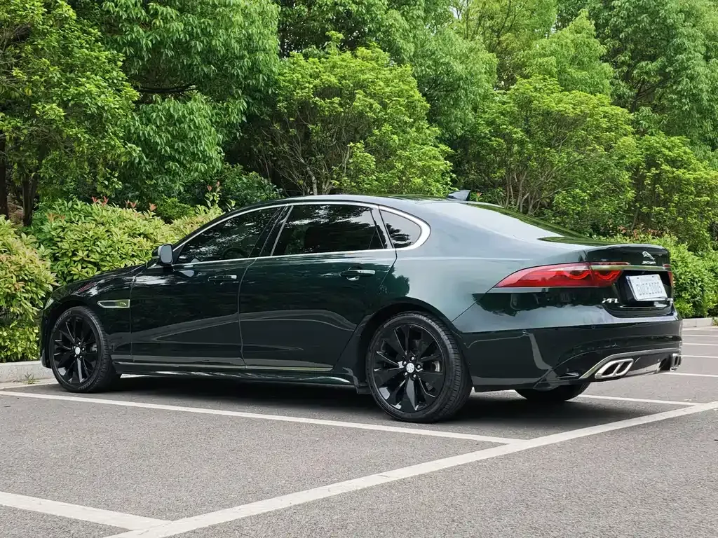 Jaguar XFL — фото 6