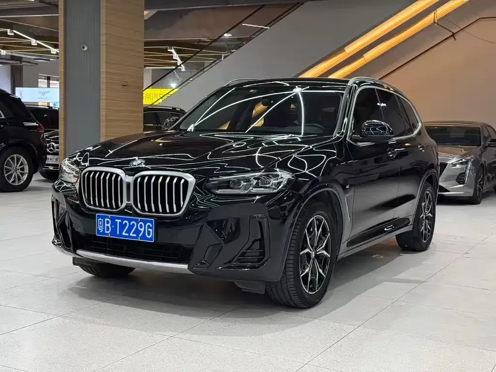 BMW X3 — фото 10