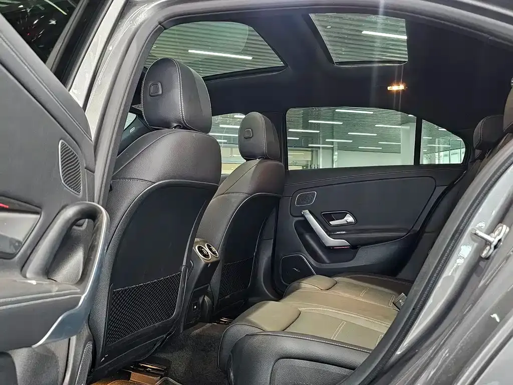 Mercedes-Benz A-Class AMG — фото 9