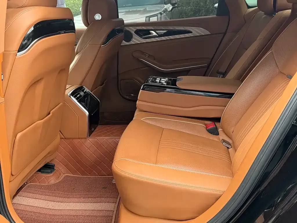 Hongqi H9 2021 из CN, фото 4