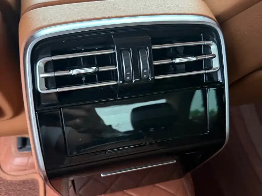 Hongqi H9 2021 из CN, фото 3
