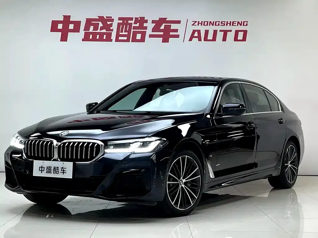 BMW 5 Series — фото 1
