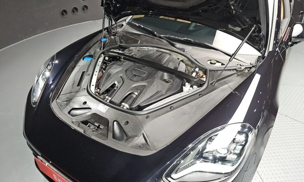 Porsche Panamera 2023 из KR, фото 10