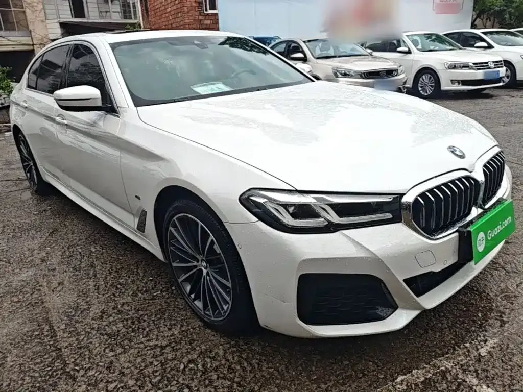 BMW 5 Series — фото 2