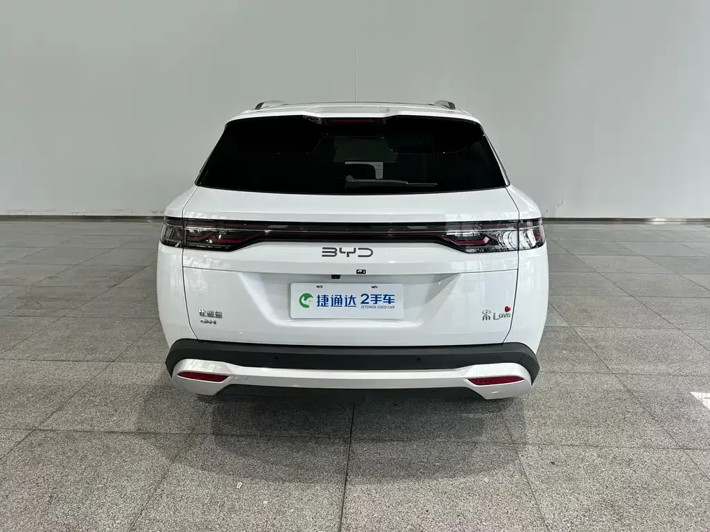 BYD L DM-i — фото 2