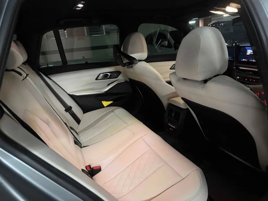 BMW 3-Series 2025 из KR, фото 3
