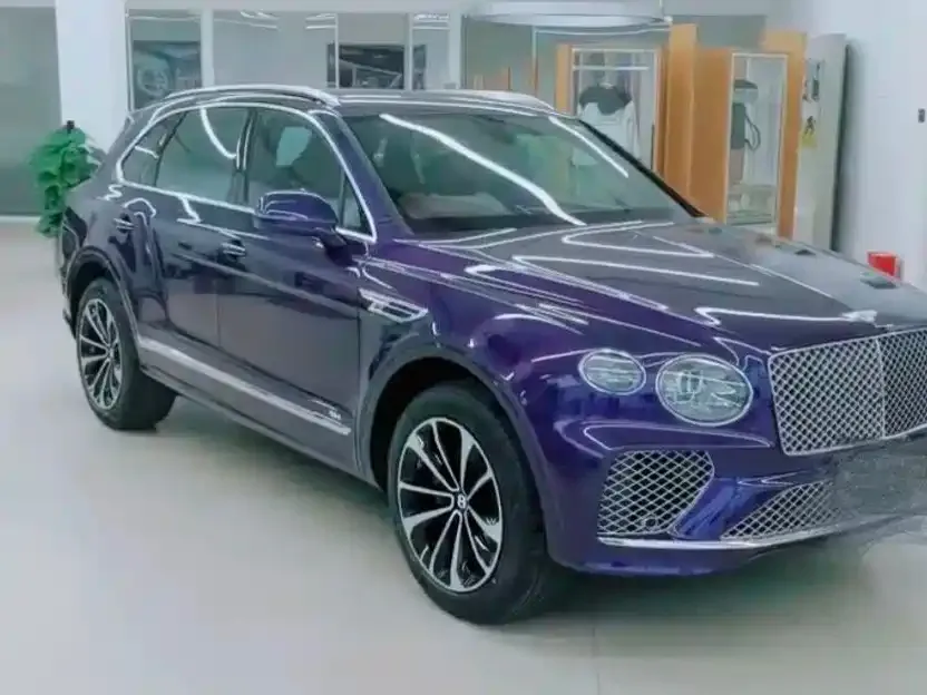 Bentley Bentayga 2021 из CN, фото 2