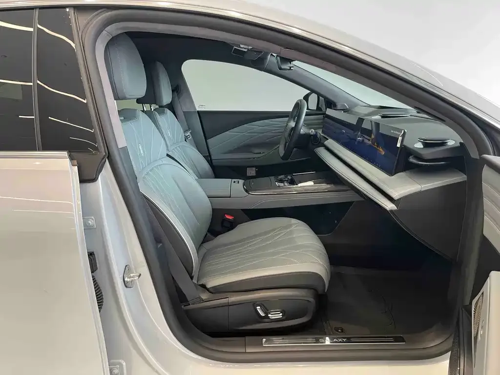 Geely Galaxy E8 2025 из CN, фото 7
