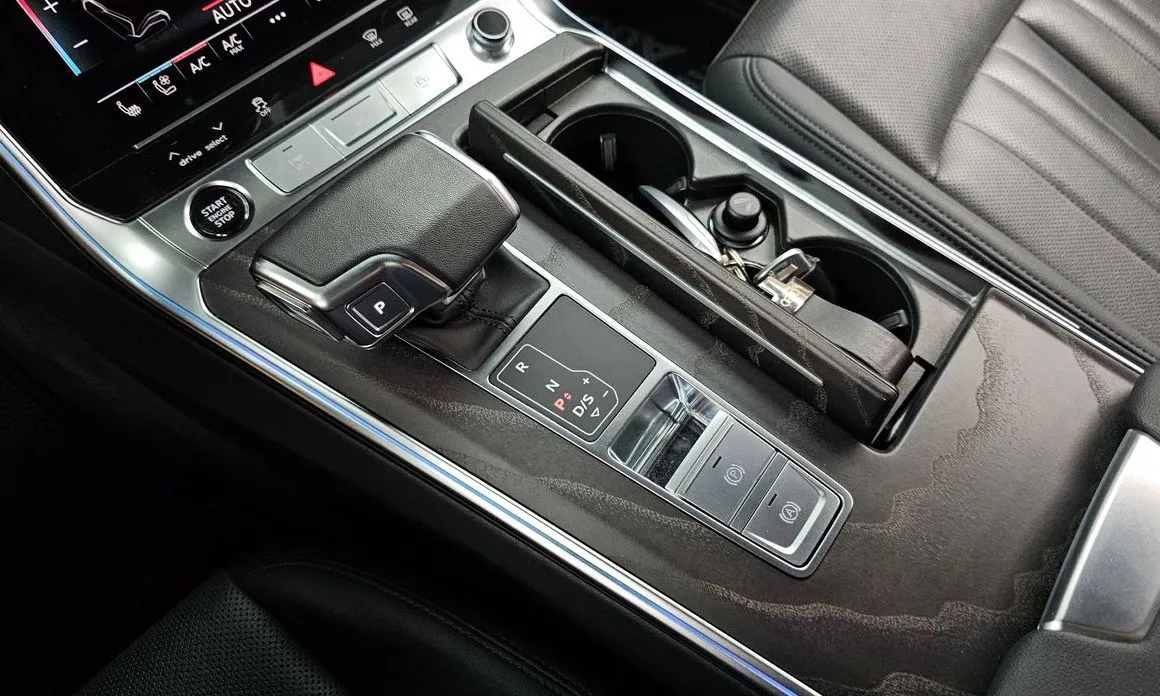 Audi A6 — фото 10