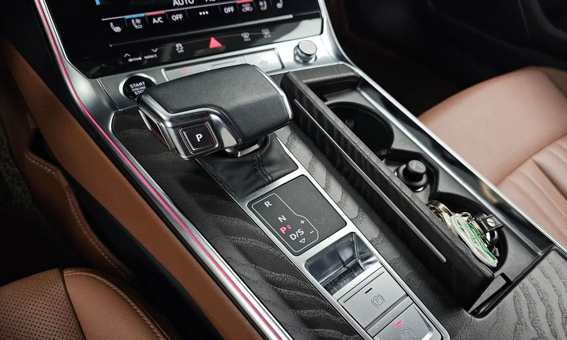 Audi A6 — фото 8