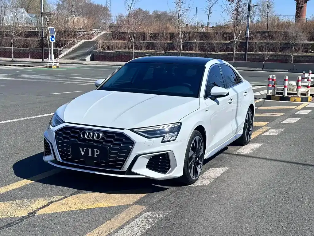 Audi A3 2022 из CN, фото 1