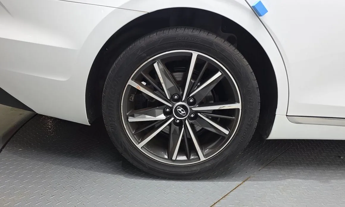 Hyundai Grandeur 2022 из KR, фото 3