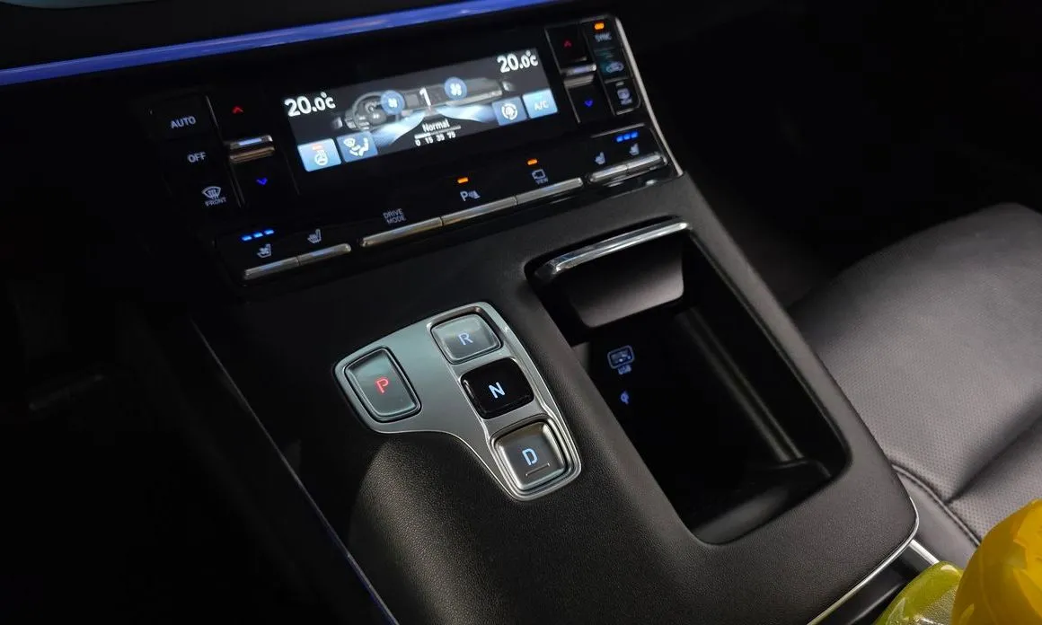 Hyundai Grandeur 2022 из KR, фото 6