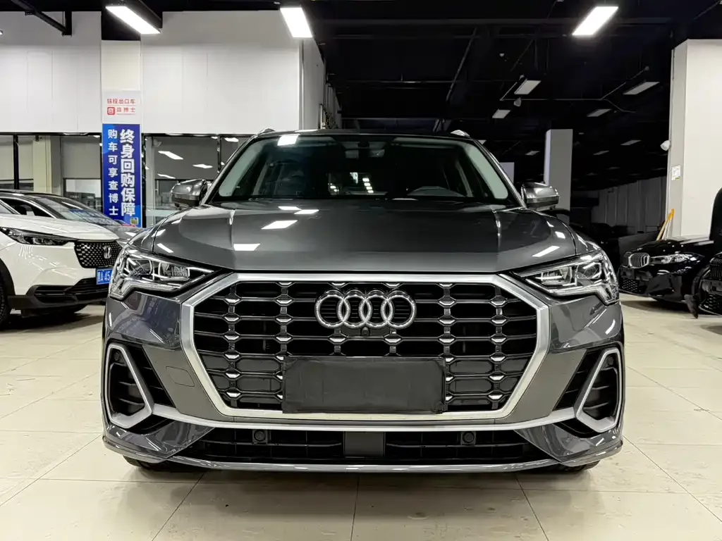 Audi Q3 — фото 4