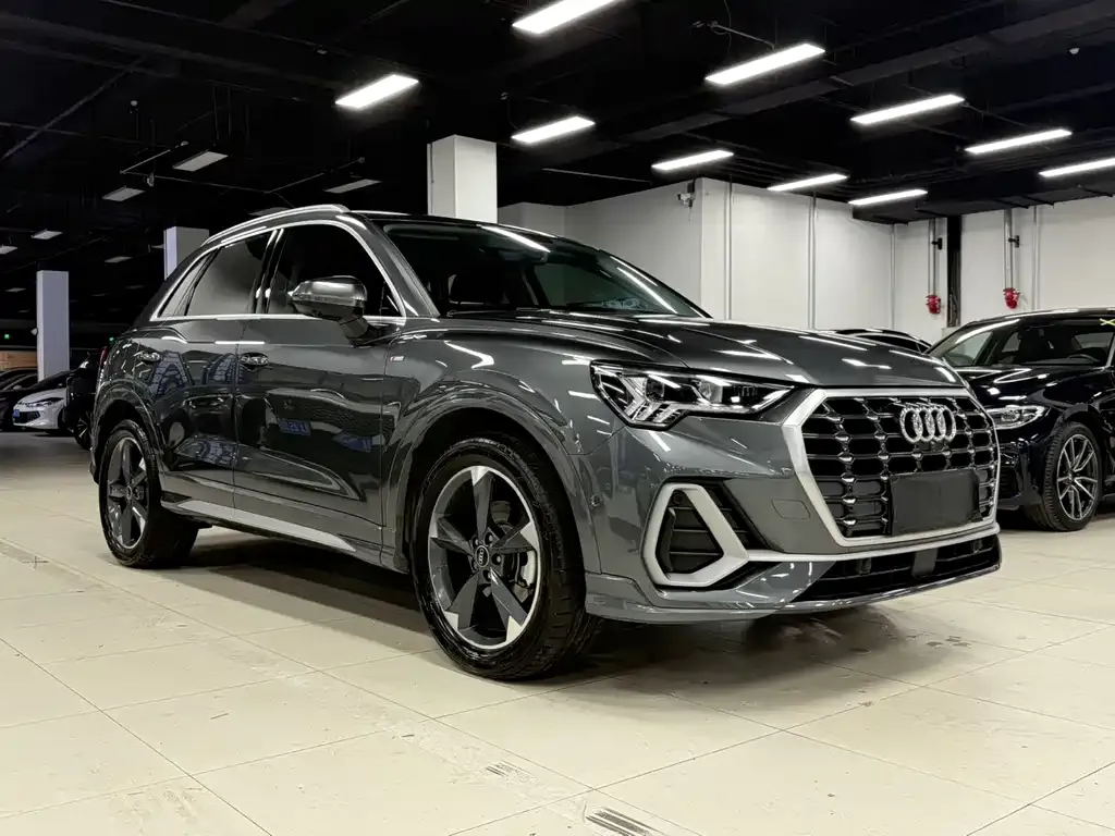 Audi Q3 — фото 5