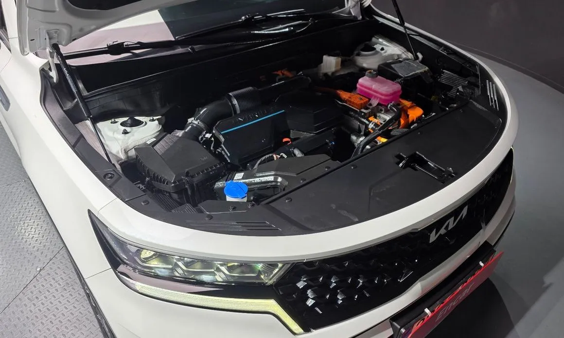 Kia Sorento — фото 10
