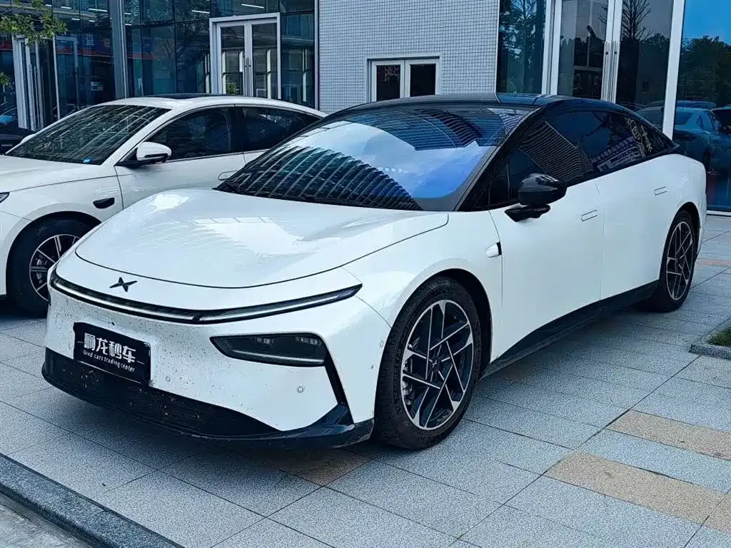 XPeng P7+ — фото 1