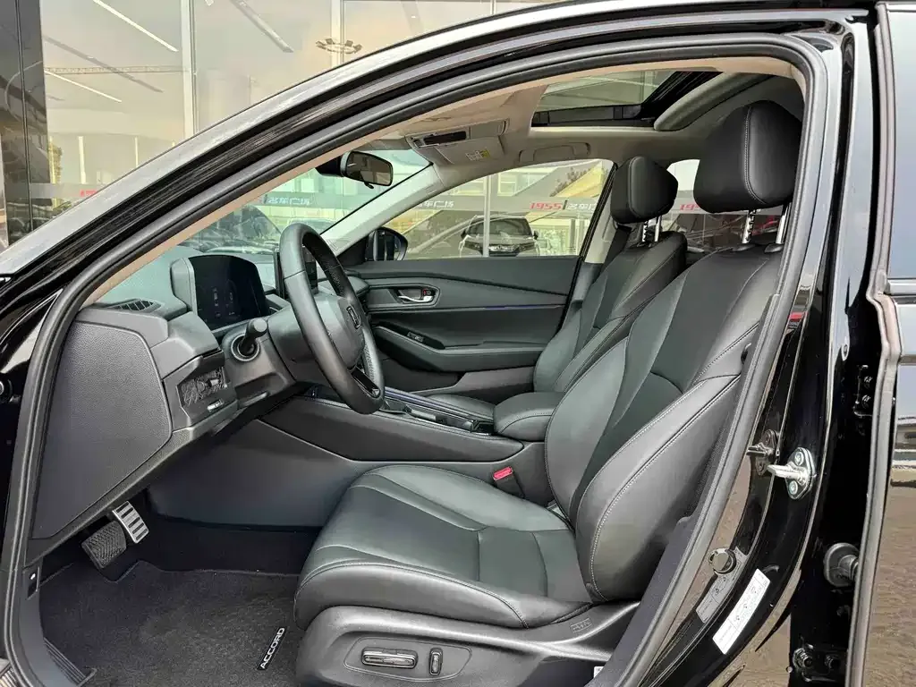 Honda Accord — фото 2
