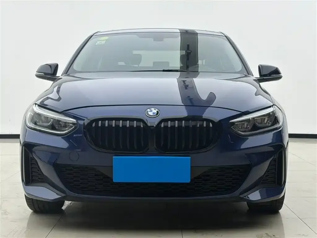 BMW 1 Series 2021 из CN, фото 3
