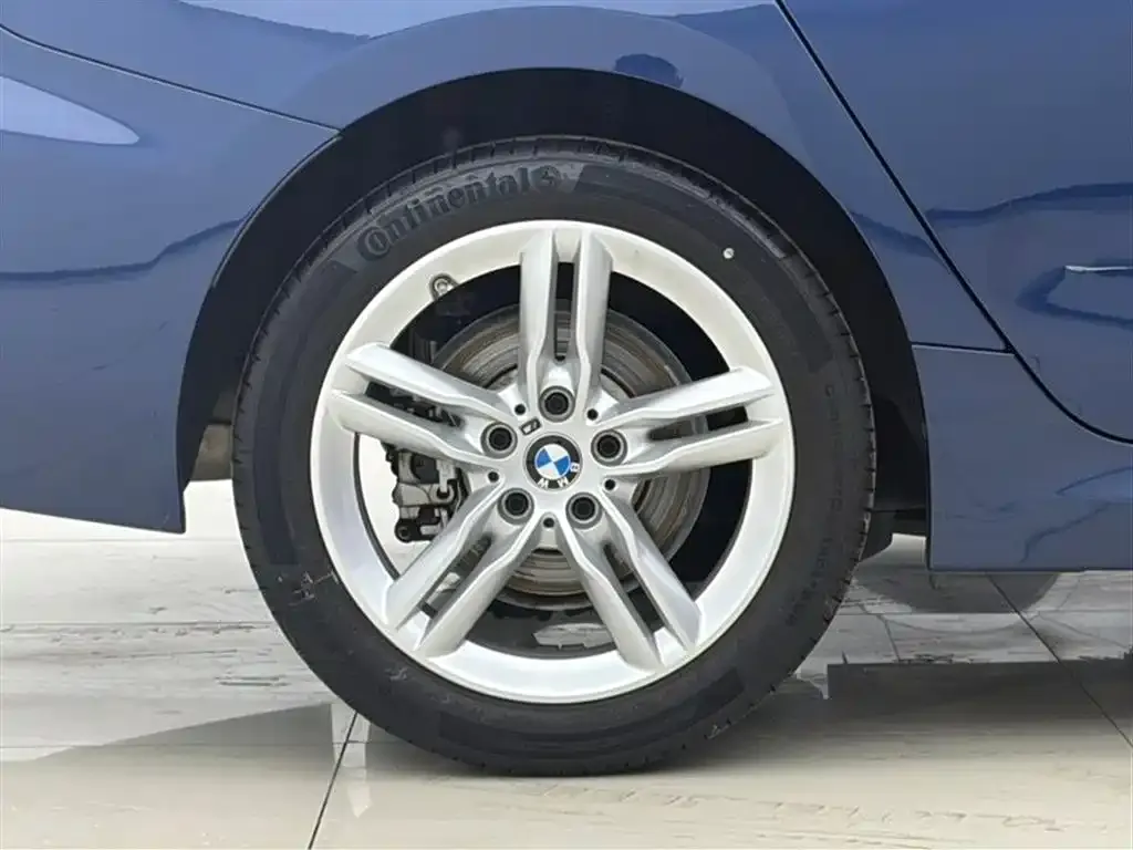 BMW 1 Series 2021 из CN, фото 8