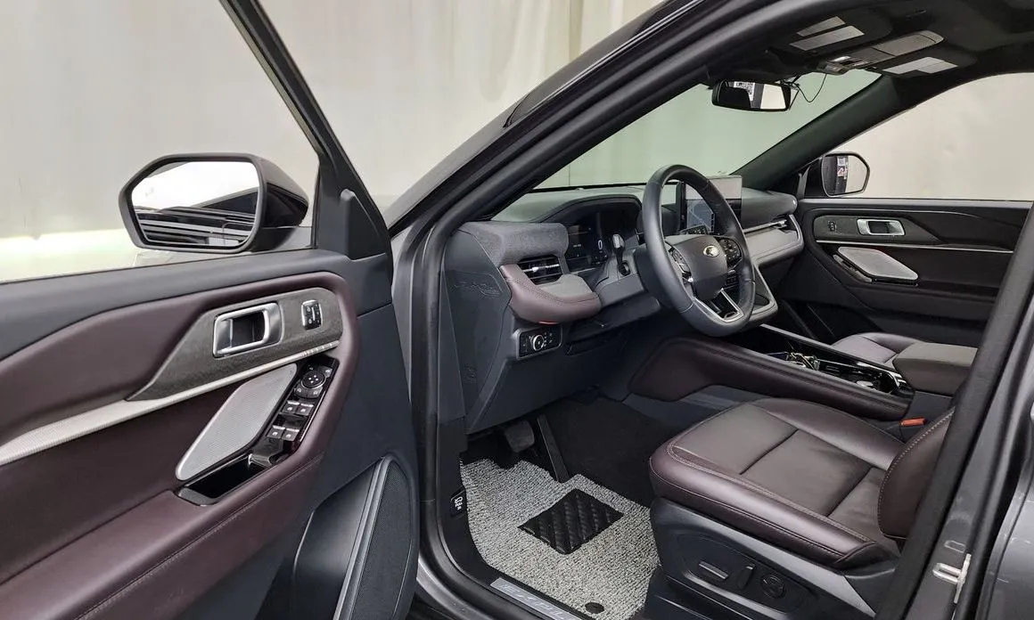Ford Explorer 2025 из KR, фото 2