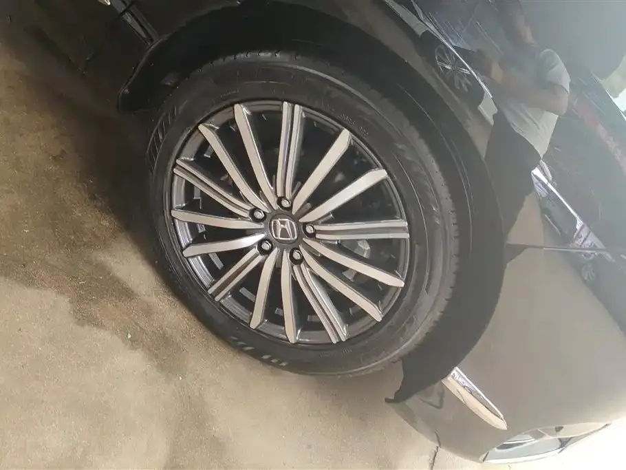 Honda Elysion 2023 из CN, фото 7